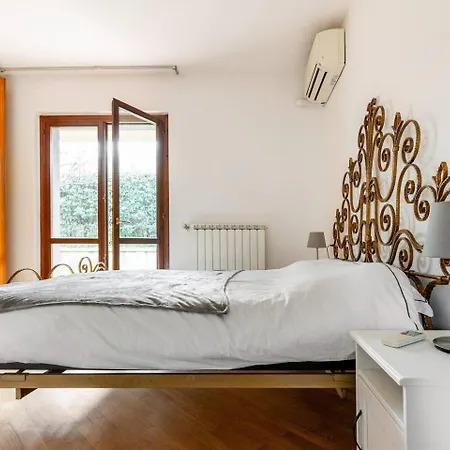 Nave Vacation - Entire *